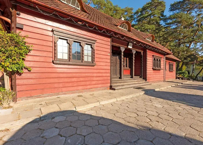 Stary Dom W Sopocie 3* סופוט